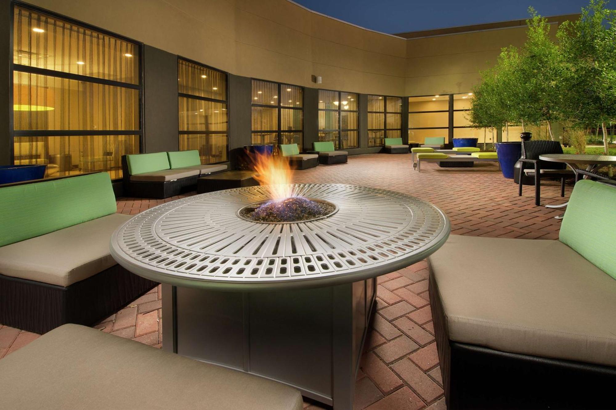 Hilton Garden Inn College Station Eksteriør bilde